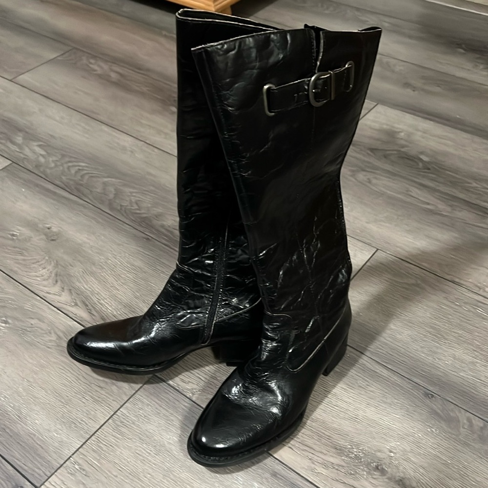Born Roxie Tall Boots Black Distressed Crackle sz 8